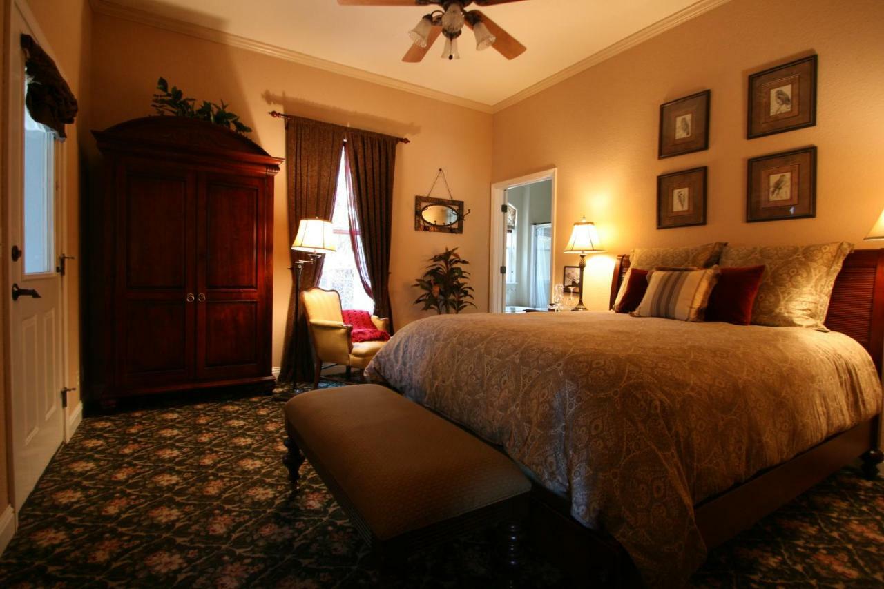 Yosemite Rose Bed And Breakfast Groveland Extérieur photo